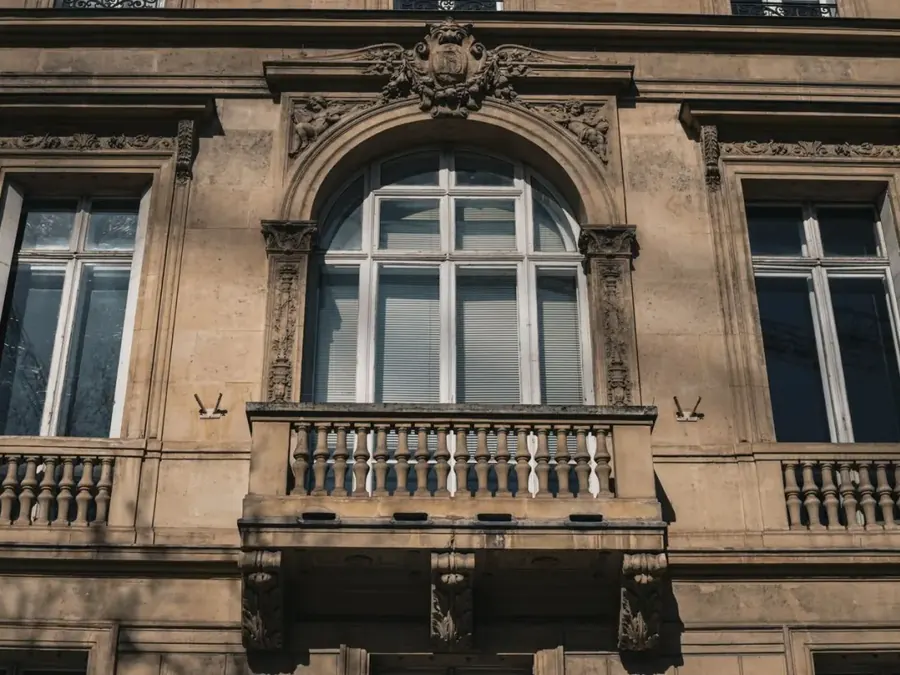 Façade en pierre de taille après ravalement