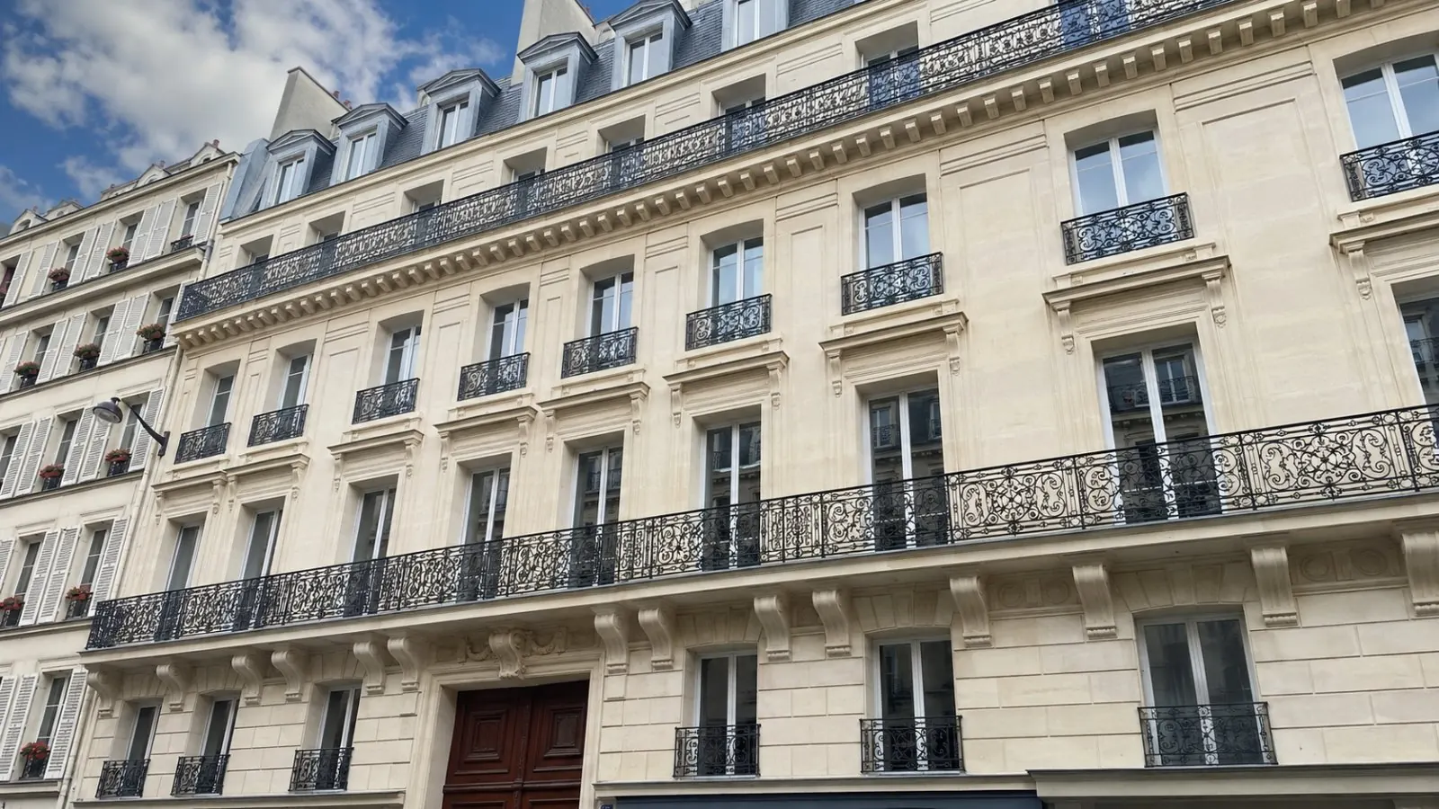 Façade rénovée par EREM